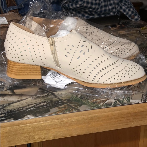 Booties - Picture 1 of 3